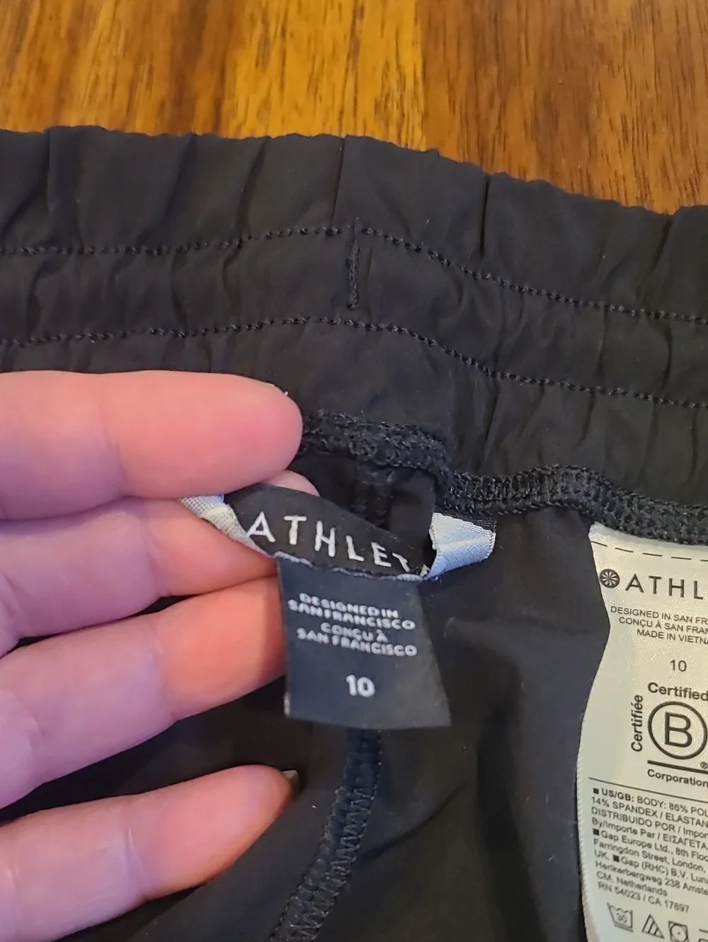 Athleta Go Travel Venture Pant Size 10 Black